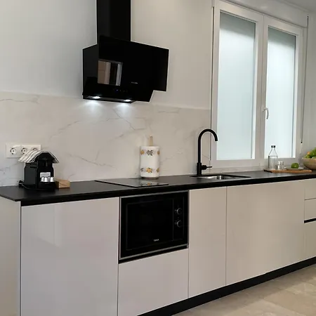 Navas 102 Cosmopolitan Loft Апартаменты Гранада