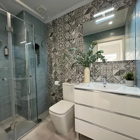 Navas 102 Cosmopolitan Loft Гранада